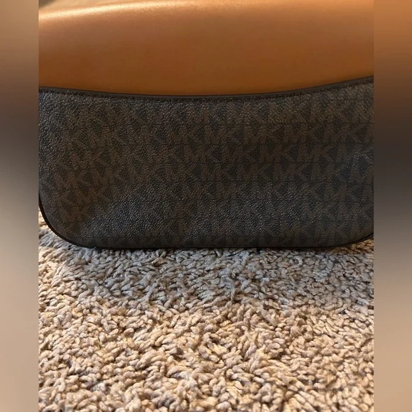 Michael Kors Bedford Legacy Leather Flap Crossbody - Picture 5 of 7